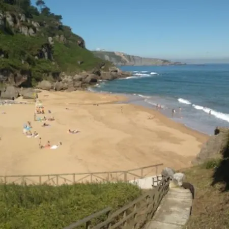 La Pedrada En Gijon, Asturias